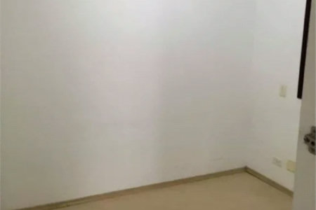 Apartamento à venda com 1 quarto em Vila Suzana, São Paulo, SP