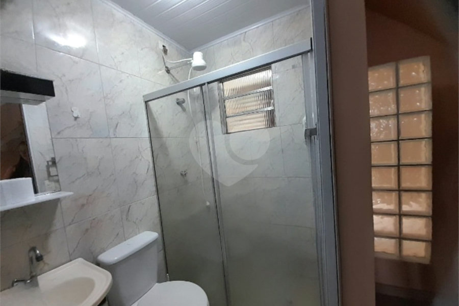 Sobrado à venda com 3 quartos, sendo 1 suíte,  em Saúde, São Paulo, SP