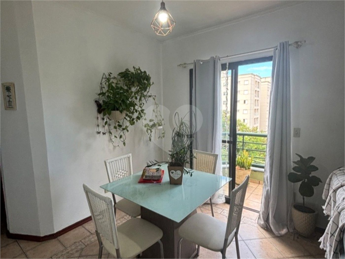 Apartamento à venda com 3 quartos, sendo 1 suíte, em Vila Haro, Sorocaba, SP