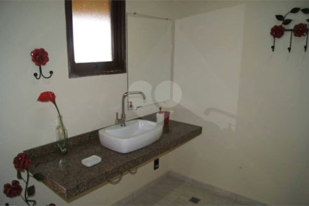 Chácara à venda com 4 quartos em Monterrey, Louveira, SP