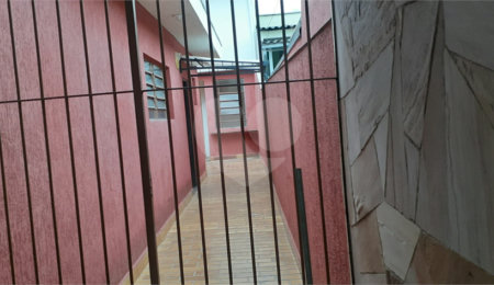 Casa à venda com 3 quartos, sendo 1 suíte,  em Parque Vitória, São Paulo, SP