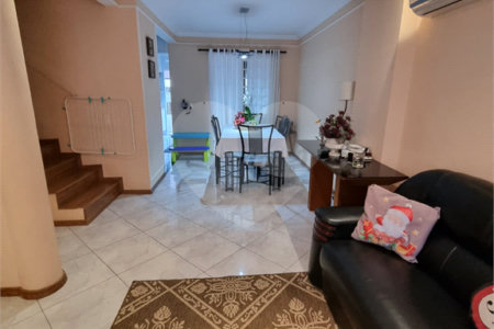 Casa à Venda no Condomínio Orizzonti di San Carlo