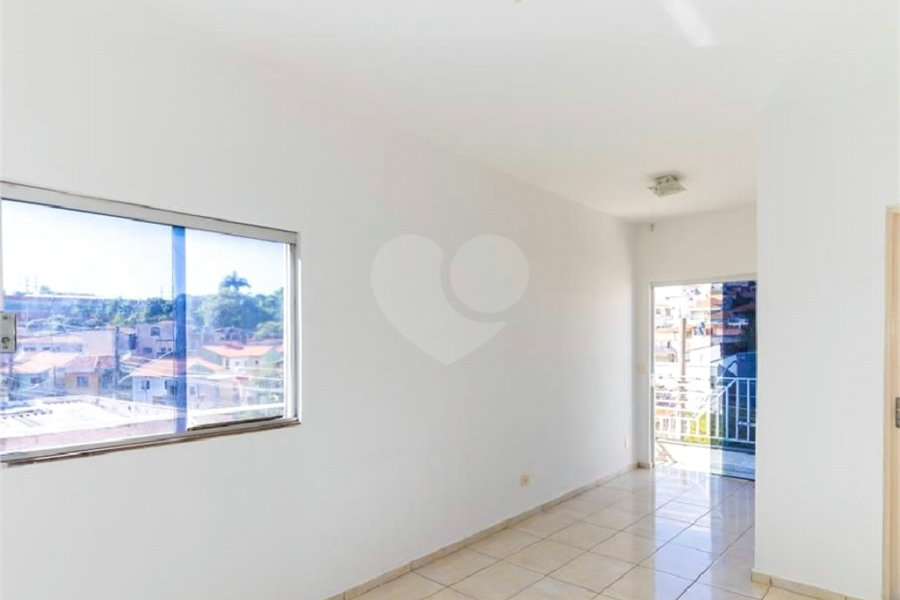 Sobrado à venda com 3 quartos, sendo 1 suíte,  em Vila Isolina Mazzei, São Paulo, SP