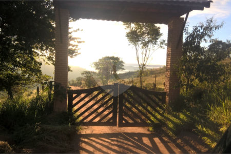 Hotel à venda com 7 quartos, sendo 4 suítes, no Centro, Soledade de Minas, MG