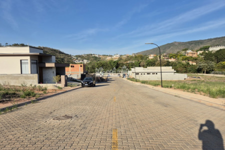 Terreno à Venda no Condomínio Ecoville Residence I – Atibaia/SP