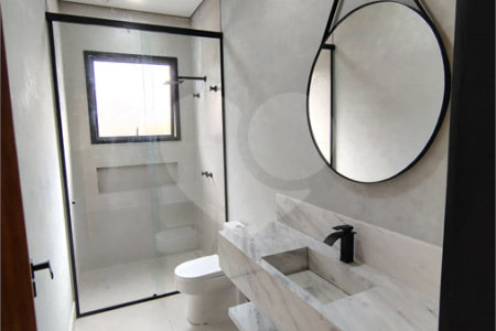 Casa à venda ou para alugar com 4 suítes no condomínio Panorama, Atibaia - SP