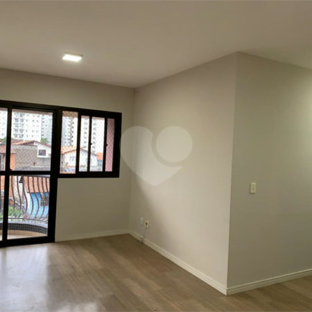Apartamento à venda com 3 quartos, sendo 1 suíte, em Jardim Marajoara, São Paulo, SP