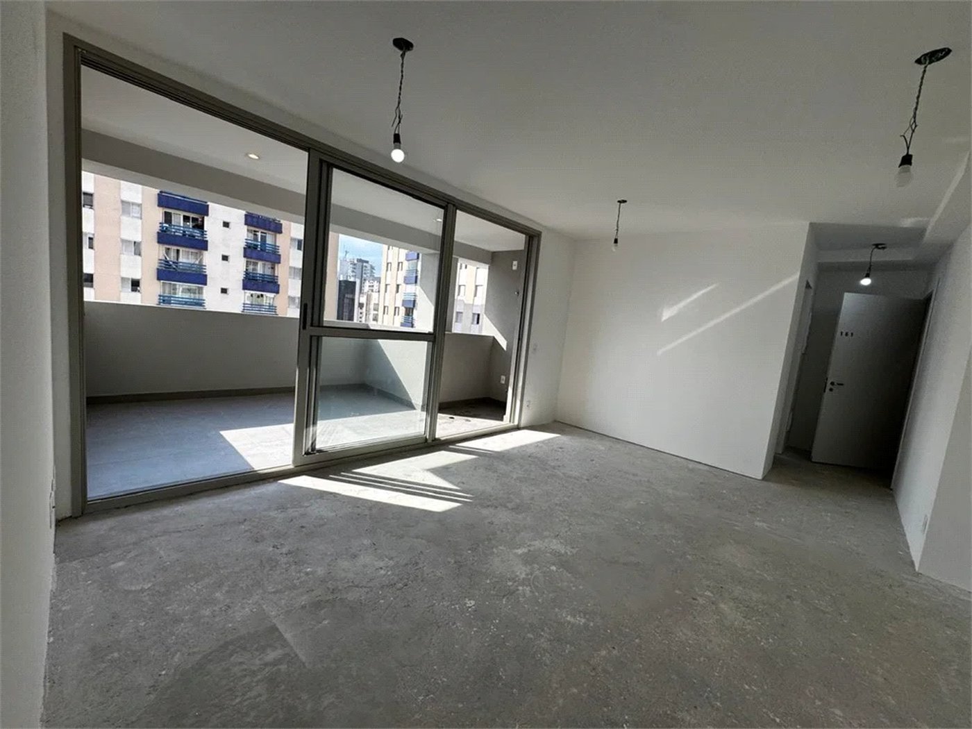 Apartamento à venda com 2 suítes em Pinheiros, São Paulo, SP