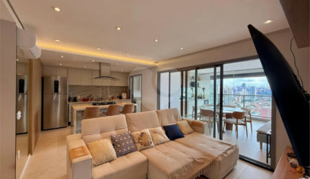 Apartamento à venda com 3 suítes em Santo Amaro, São Paulo, SP