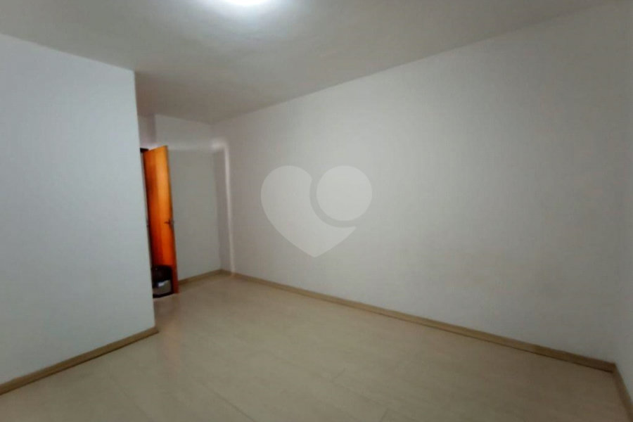 Casa à venda com 3 quartos, sendo 1 suíte, em Saúde, São Paulo, SP