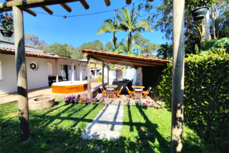 Casa à venda com 3 quartos, sendo 1 suíte, no condomínio Caconde, São Bernardo do Campo - SP