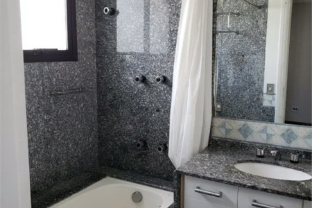 Apartamento à venda com 4 quartos, sendo 2 suítes,  em Vila Andrade, São Paulo, SP