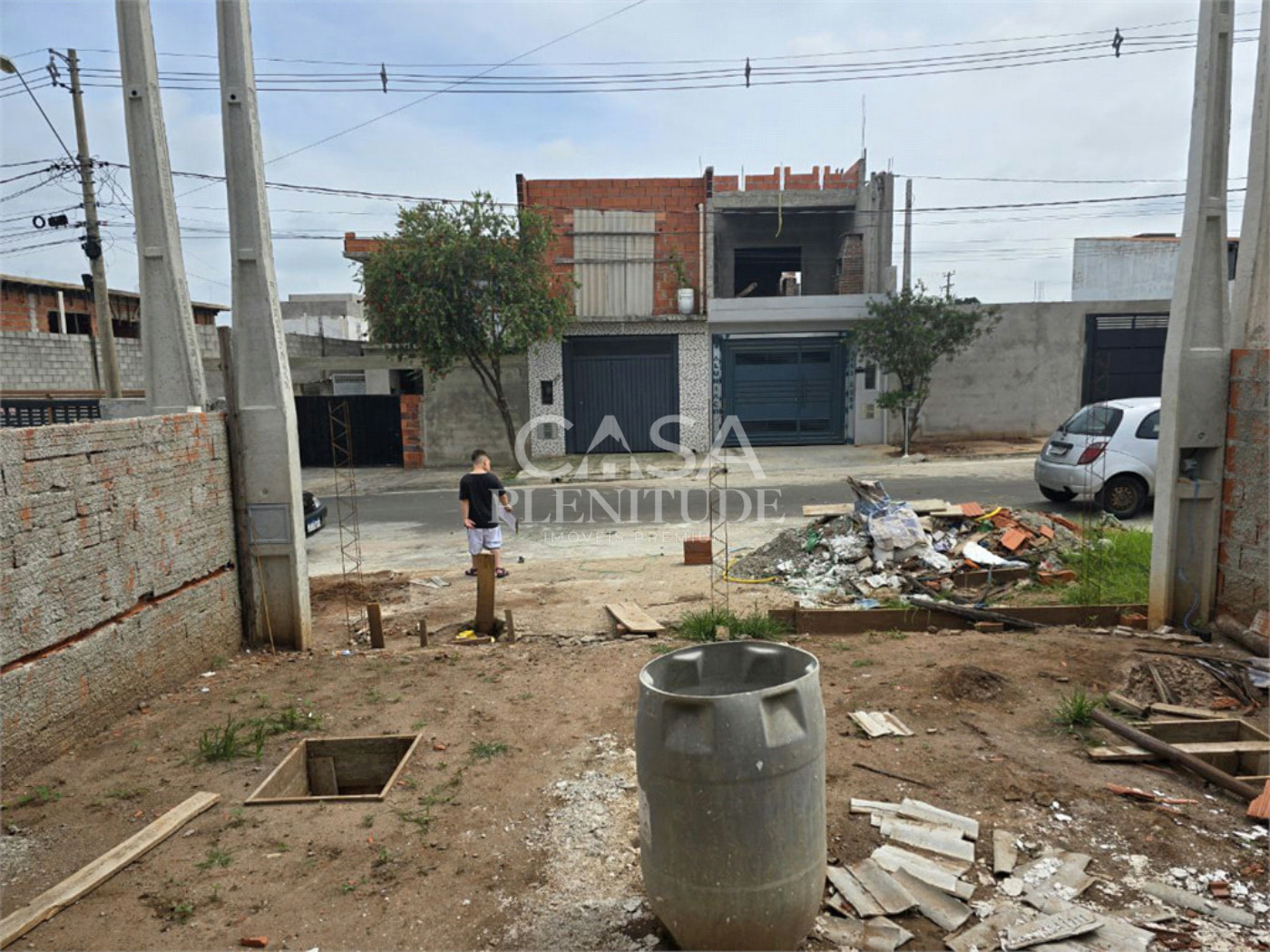 Casa Térrea à venda com 2 quartos em Jardim Vergínia, Sorocaba, SP
