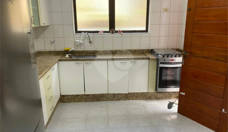 Sobrado à venda com 3 quartos, sendo 1 suíte, em Vila Nova Mazzei, São Paulo, SP