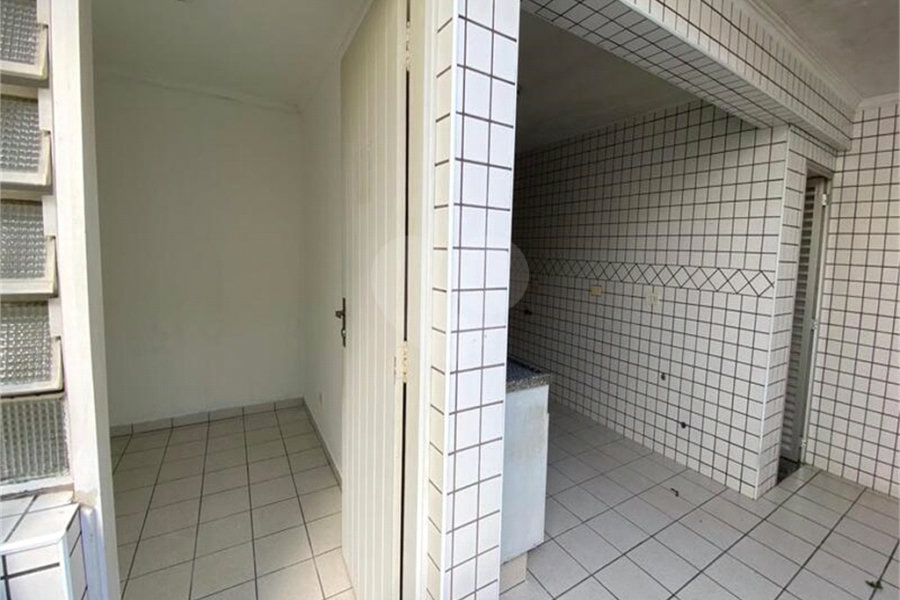 Casa Térrea à venda com 4 quartos, sendo 2 suítes, em Jardim Floresta, São Paulo, SP