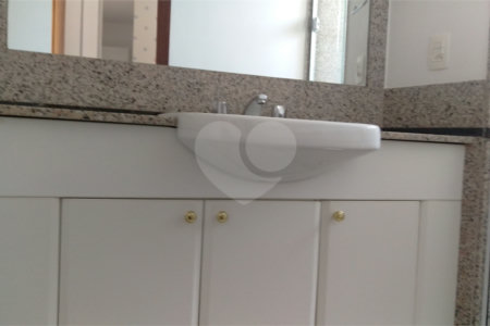 Apartamento à venda com 4 suítes em Vila Suzana, São Paulo, SP