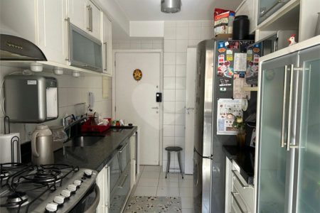 Apartamento à venda com 2 quartos, sendo 1 suíte, em Vila Andrade, São Paulo, SP