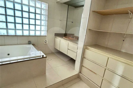 Sobrado à venda com 3 quartos, sendo 1 suíte, em Jardim São Paulo(zona Norte), São Paulo, SP