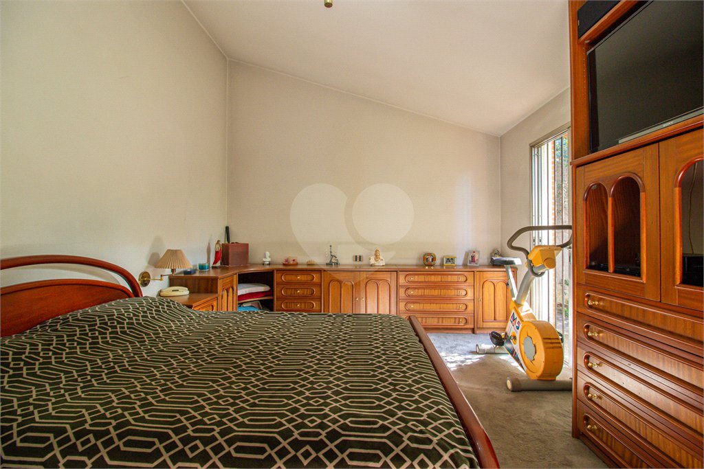 Casa Térrea à venda com 3 quartos, sendo 1 suíte, em Jardim Prudência, São Paulo, SP