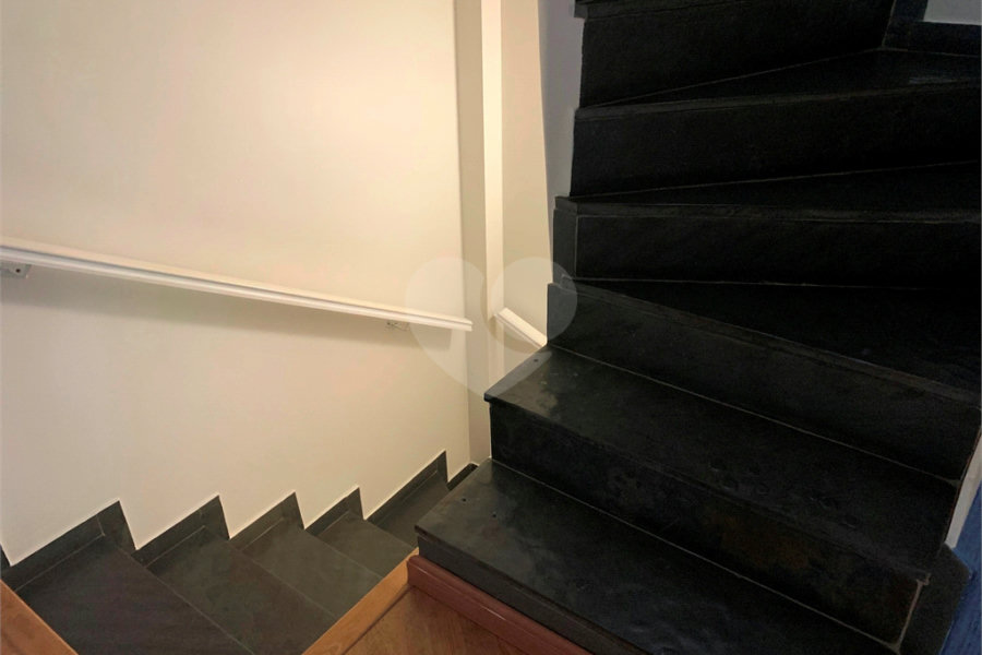 Sobrado à venda com 3 quartos, sendo 1 suíte, em Tremembé, São Paulo, SP