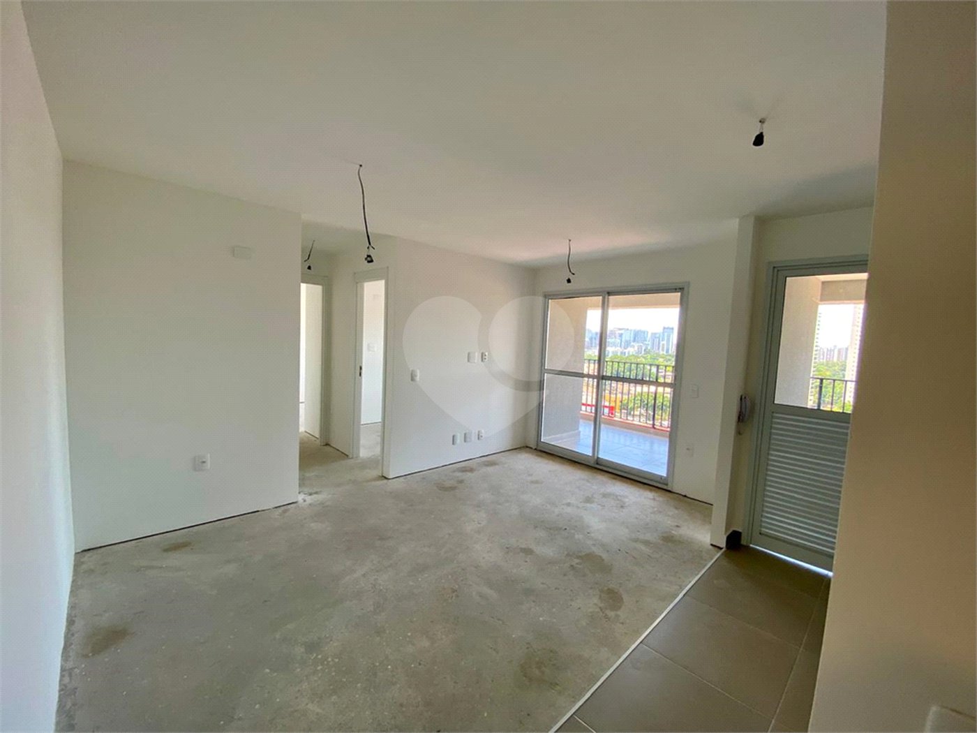 Apartamento à venda com 2 quartos, sendo 1 suíte, em Santo Amaro, São Paulo, SP
