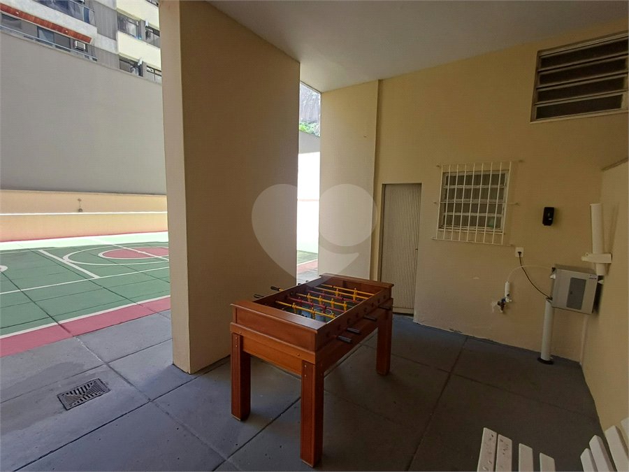 Apartamento à venda com 3 quartos, sendo 1 suíte,  em Lagoa, Rio de Janeiro, RJ