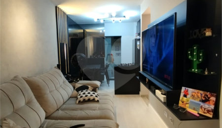 Casa à venda com 2 quartos, sendo 1 suíte,  no condomínio Tanque Velho, São Paulo - SP