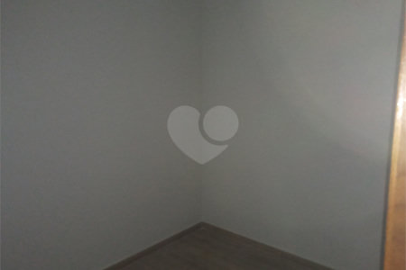 Sobrado à venda com 3 quartos, sendo 1 suíte, em Vila Mazzei, São Paulo, SP