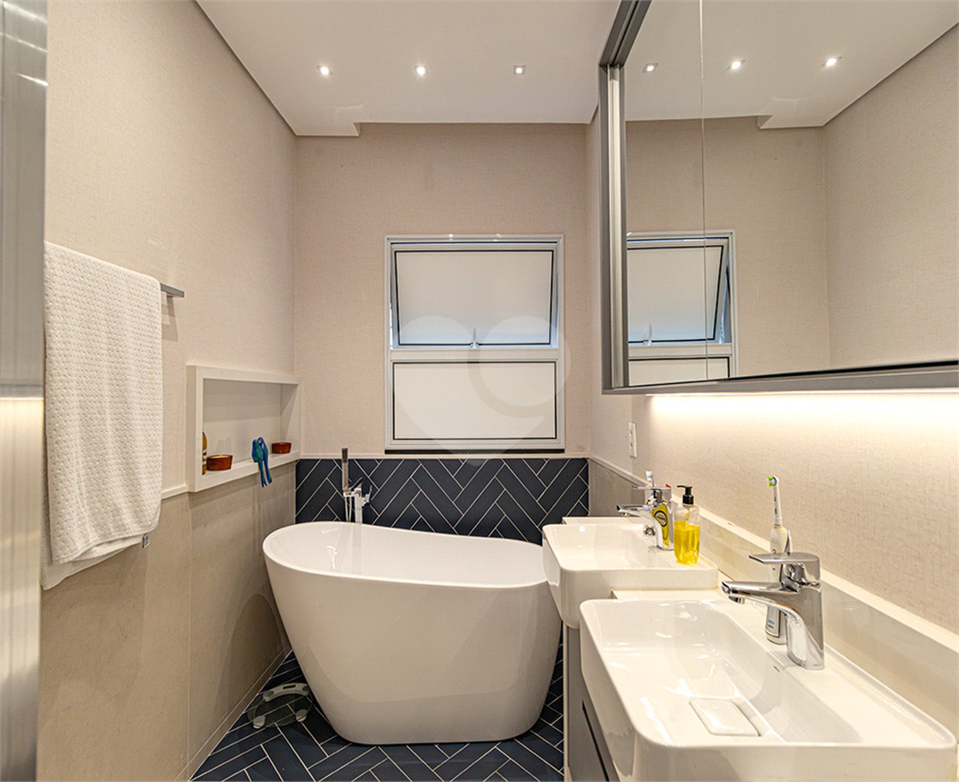 Apartamento à venda com 2 quartos, sendo 1 suíte, em Jardim Paulista, São Paulo, SP