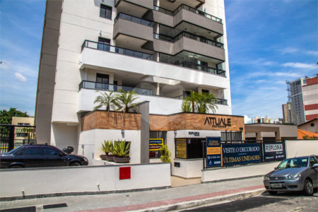 Apartamento à venda com 3 quartos, sendo 1 suíte,  em Jardim Oswaldo Cruz, São José dos Campos, SP