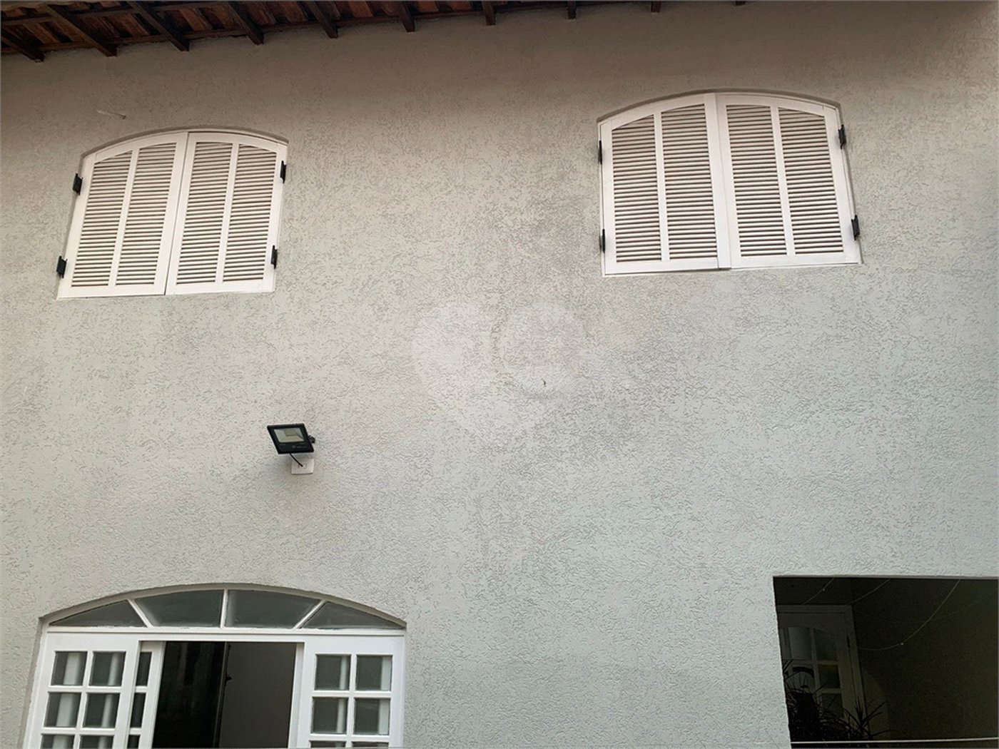 Sobrado à venda com 3 quartos, sendo 1 suíte, em Residencial Novo Horizonte I, Mogi das Cruzes, SP