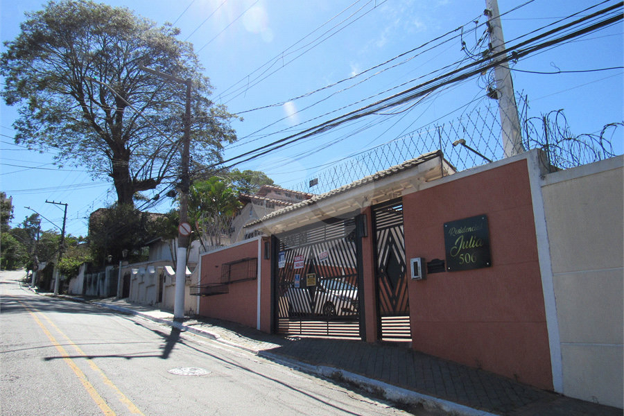 Casa à venda com 2 suítes no condomínio Real Residencial Julia, São Paulo - SP
