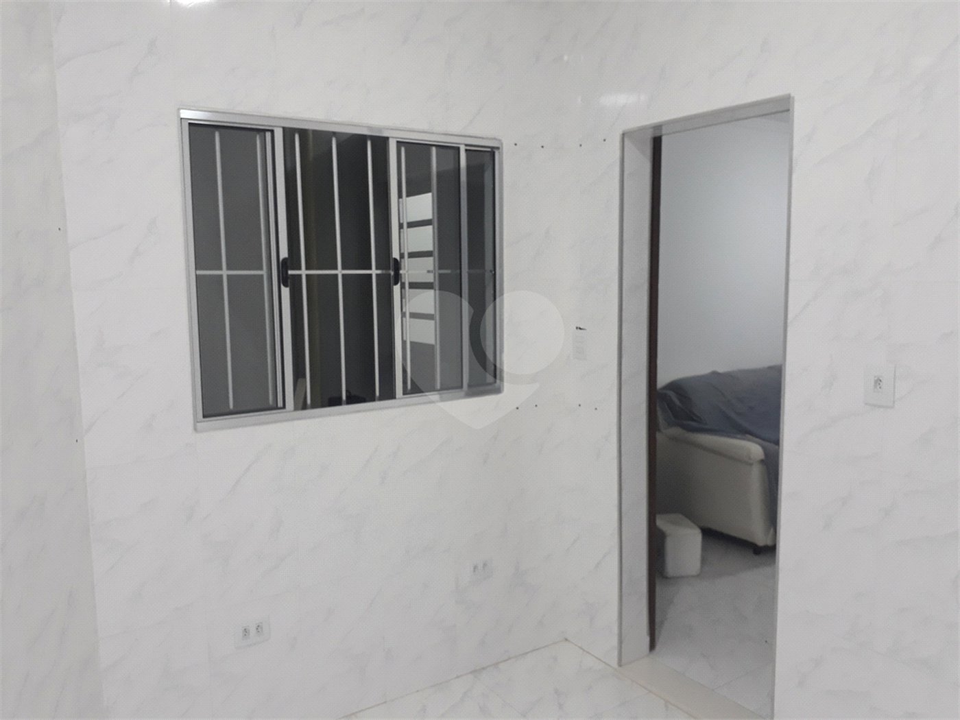 Sobrado à venda com 4 quartos, sendo 1 suíte, em Tremembé, São Paulo, SP