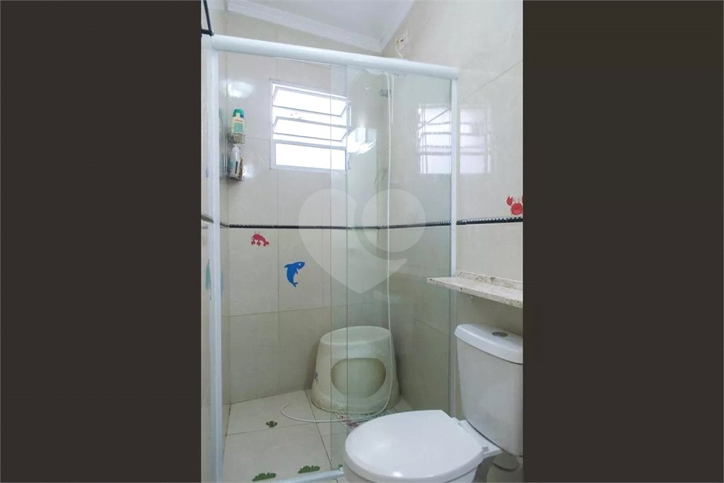 Casa à venda com 3 suítes em Chora Menino, São Paulo, SP