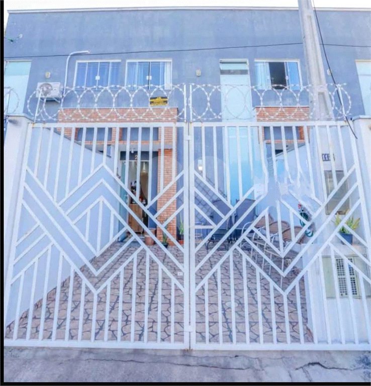 Casa de Vila à venda com 2 suítes em Jardim Simus, Sorocaba, SP