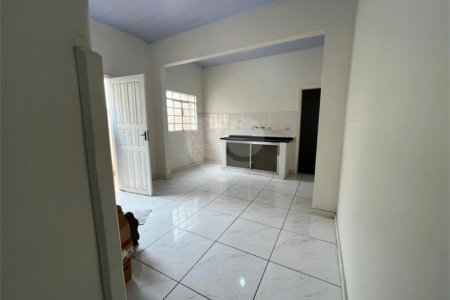 Casa à venda com 2 quartos no Centro, Itapetininga, SP
