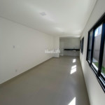 Casa à venda com 3 quartos, sendo 1 suíte, em Vila Petrópolis, Atibaia, SP