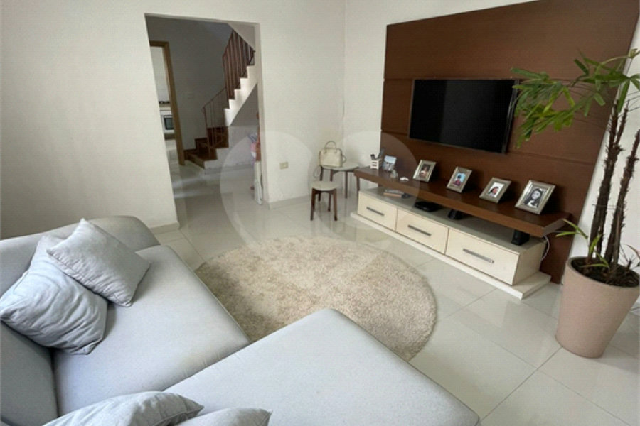 Casa Térrea à venda com 2 quartos em Parque Vitória, São Paulo, SP
