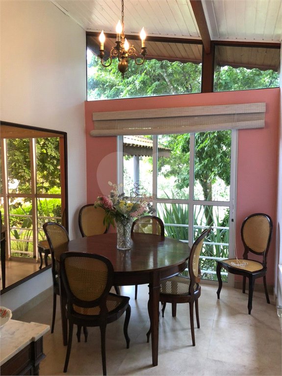 Casa Térrea à venda com 4 quartos, sendo 1 suíte, em Roseira, Mairiporã, SP