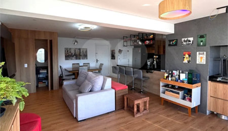 Apartamento à venda com 3 quartos, sendo 1 suíte,  em Mirandópolis, São Paulo, SP