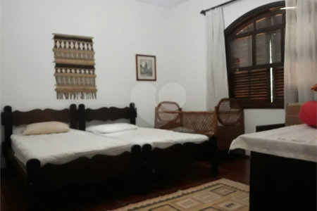 Sítio à venda com 5 quartos, sendo 3 suítes,  em Planalto Verde, São Roque, SP