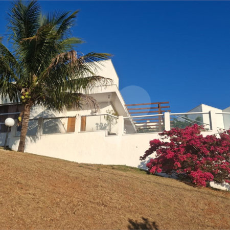 Casa à venda com 4 quartos, sendo 2 suítes, no condomínio Terras de Santa Mariana, Caçapava - SP