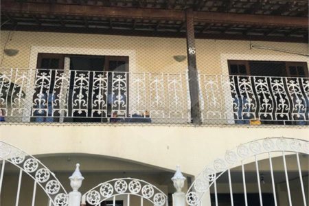 CASA A VENDA NO CONDOMINIO TIMBAUBA