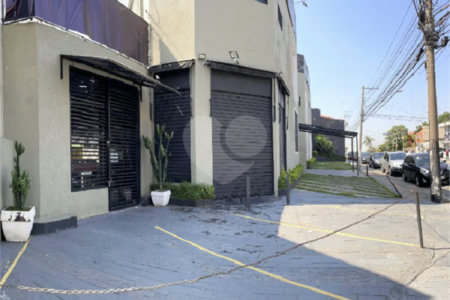 Excelente Salão Comercial para locação com 80m², localizado no Parque Renato Maia, Guarulhos, SP.