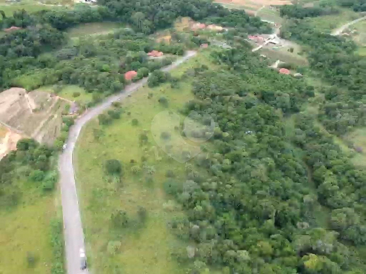 Terreno à venda no condomínio Arataba, Louveira - SP