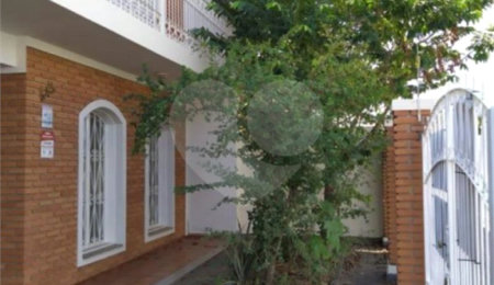 Casa à venda com 4 quartos, sendo 2 suítes,  em Jardim Macarengo, São Carlos, SP