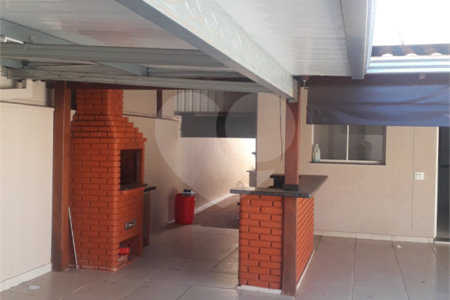 Excelente casa para venda no Parque Fher