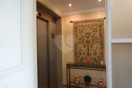 Apartamento à venda com 4 quartos, sendo 2 suítes, em Cidade São Francisco, São Paulo, SP