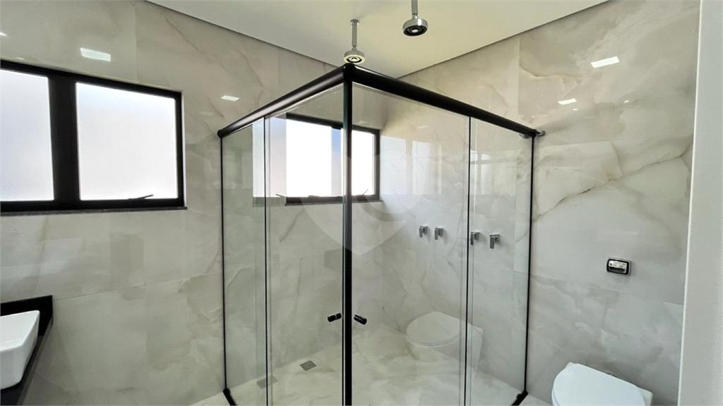 Casa à venda com 4 quartos, sendo 3 suítes, no condomínio Campos do Conde Sorocaba, Sorocaba - SP