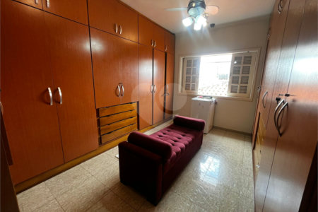 Casa à venda com 6 quartos, sendo 3 suítes, no Centro, Itapetininga, SP